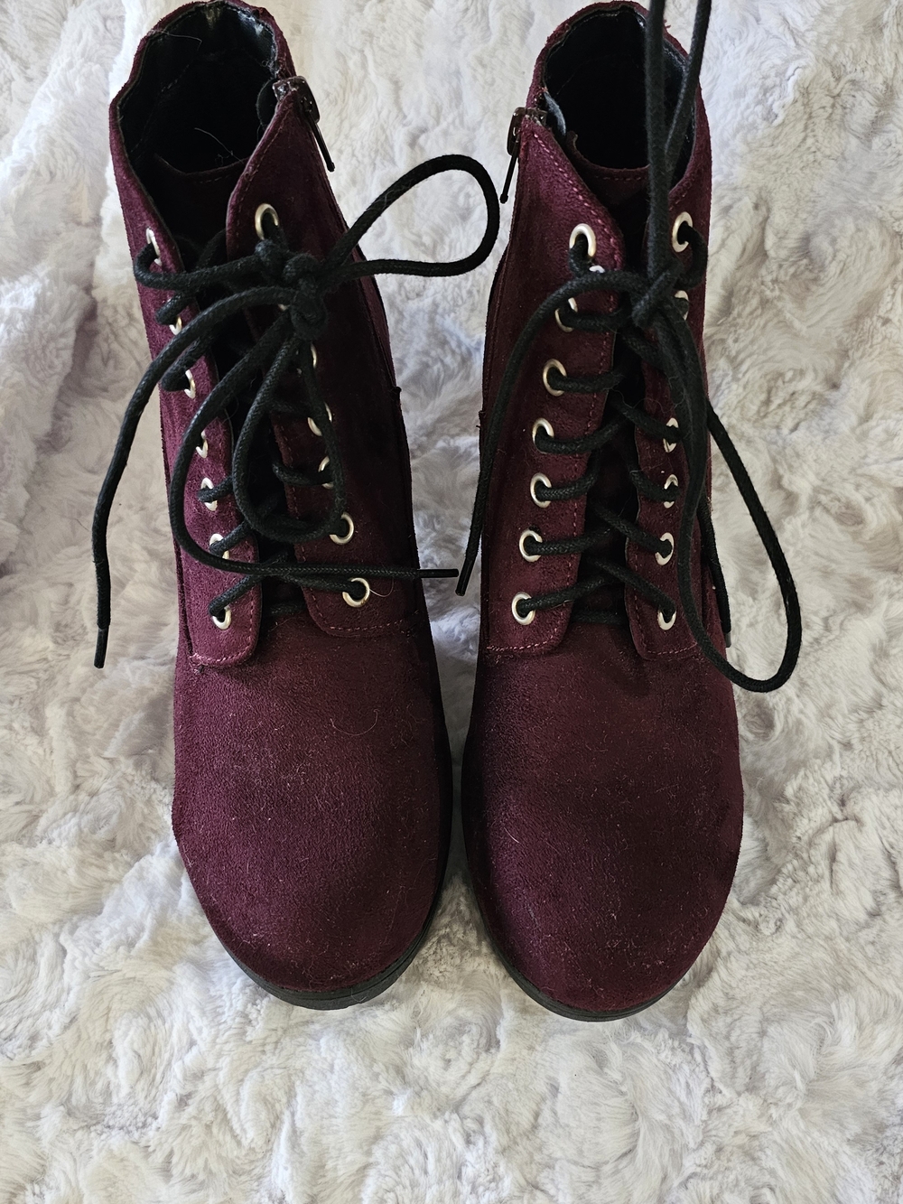 Women's Burgundy Lace-Up Ankle Boots